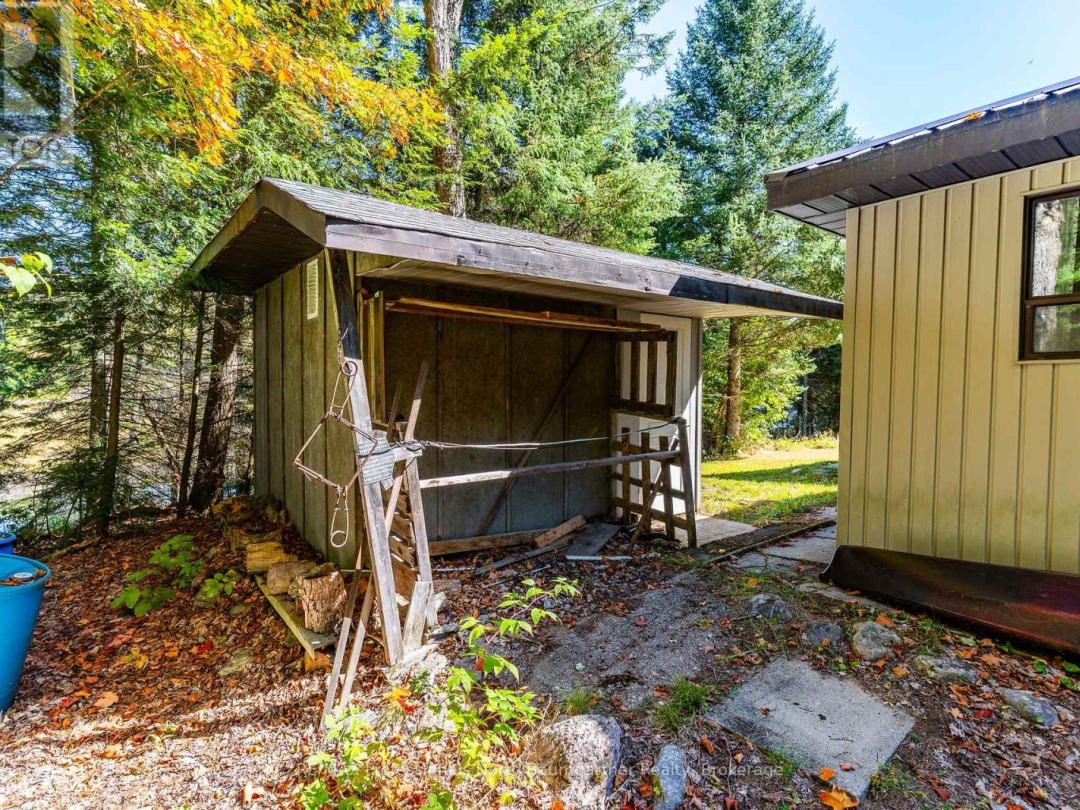 1566 WEST SETTLEMENT ROAD, 