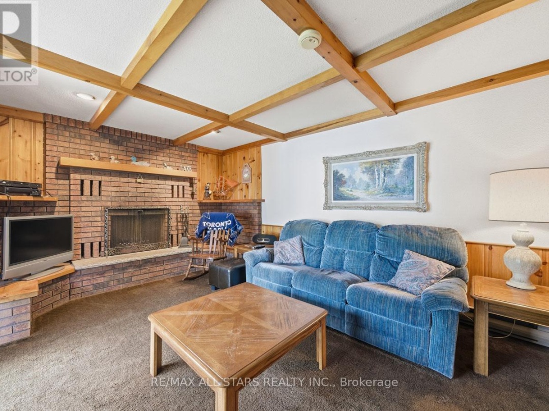94 PLUM POINT LANE, 