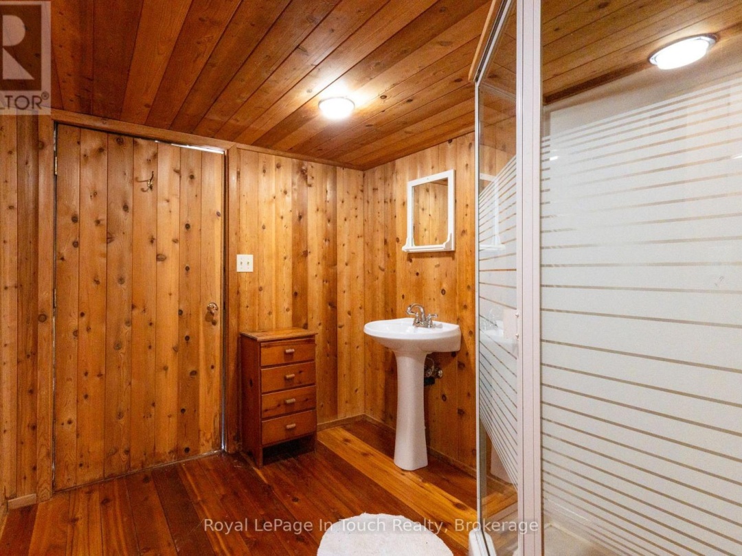 1 B181 IONA ISLAND, 