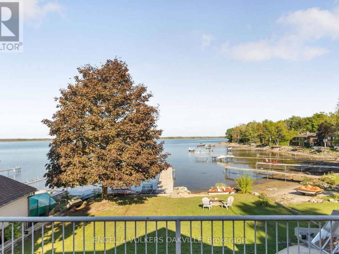 216 ROBINS POINT ROAD, Georgian Bay
