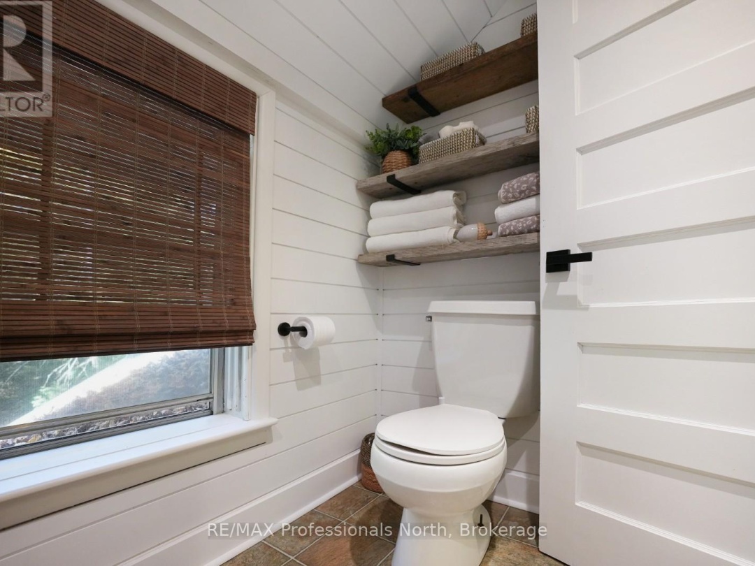 1005 OSGOODE ROAD, 