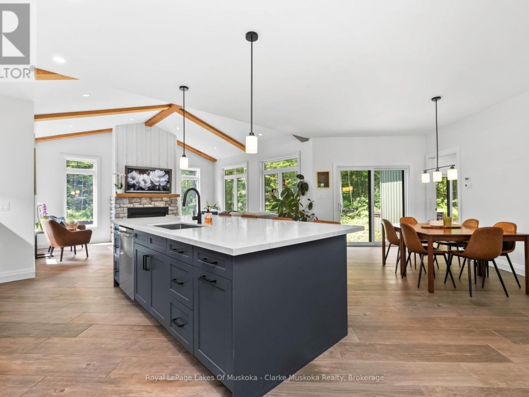 3278 RUSSELL DRIVE, 