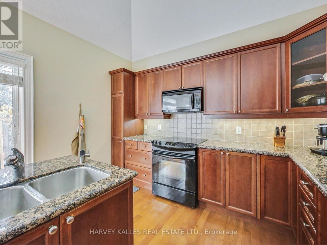 22 5 Invermara Court, Lake Simcoe