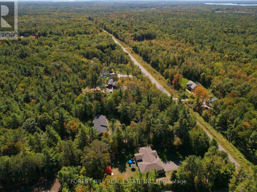 1025 TOWER CRESCENT, 