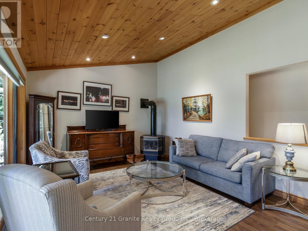 1219 MARATHON DRIVE, Canning Lake