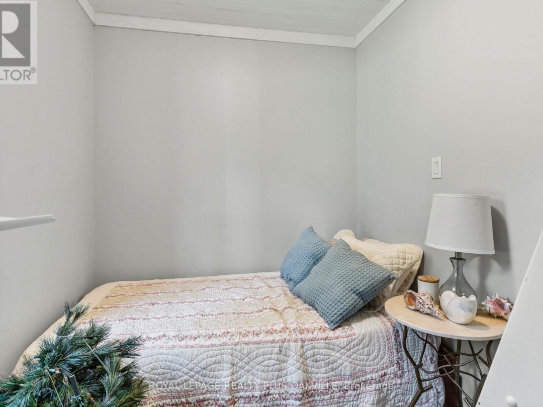 322 BOBCAYGEON ROAD, 