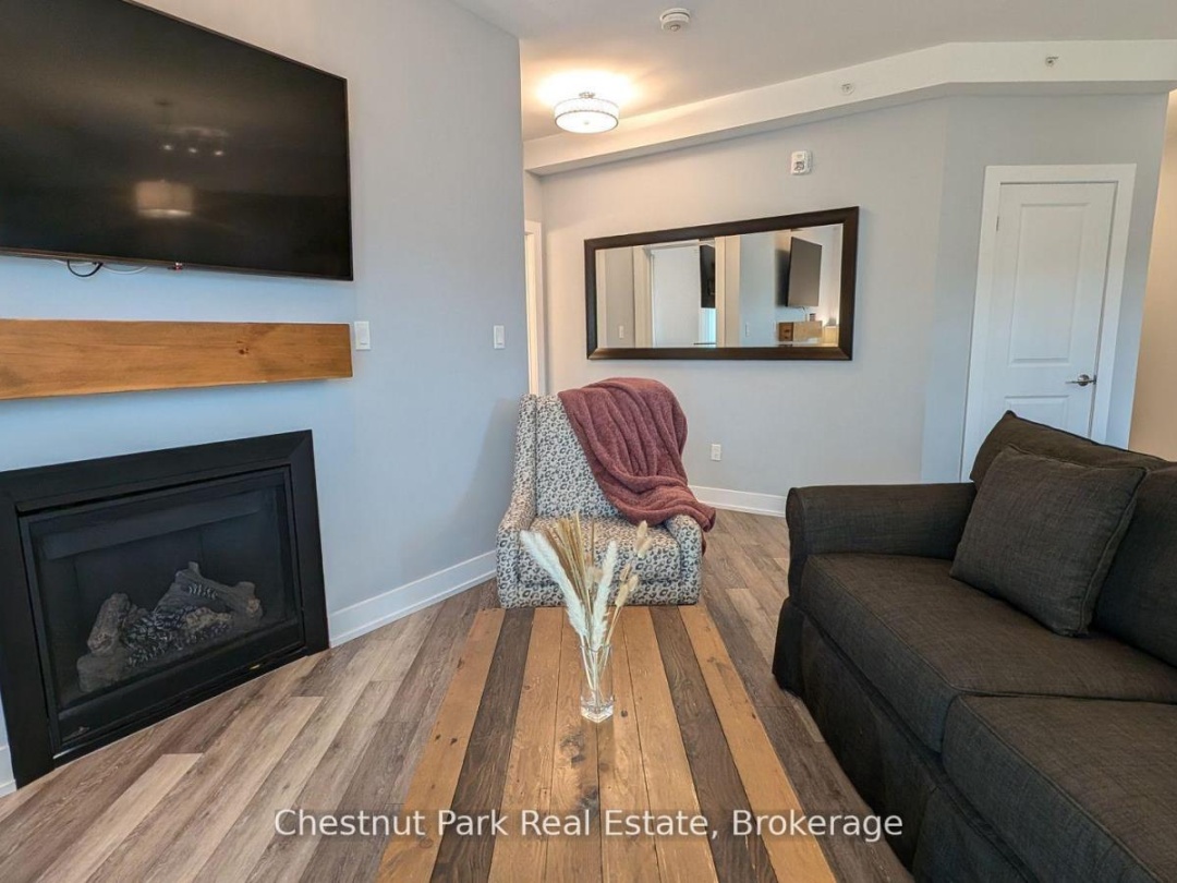 316 - 25 PEN LAKE POINT ROAD, Peninsula Lake