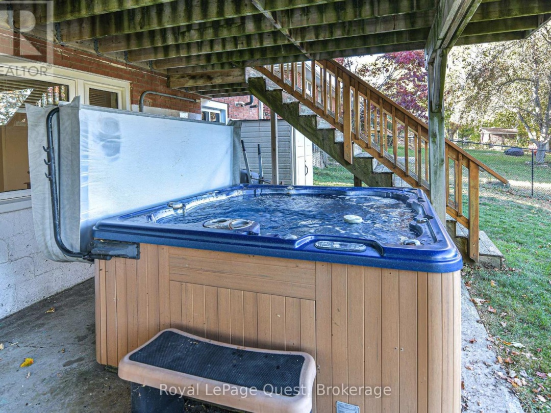 338 OLD MUSKOKA ROAD, 