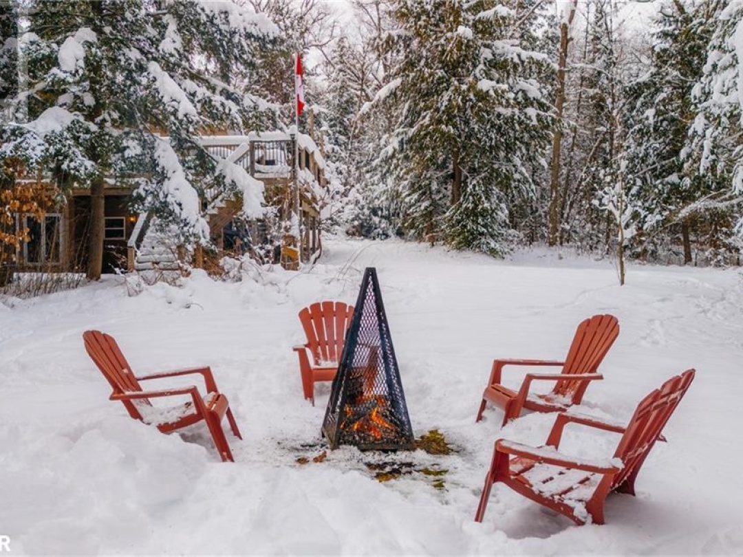 1208 Minnow Drive, Kennisis Lake