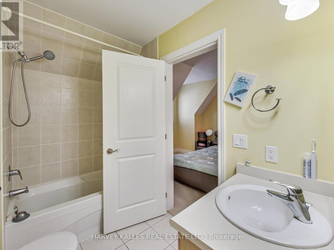 22 5 Invermara Court, Lake Simcoe