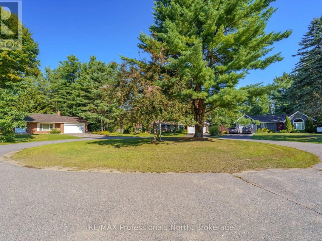16 BROBST FOREST CRESCENT, 