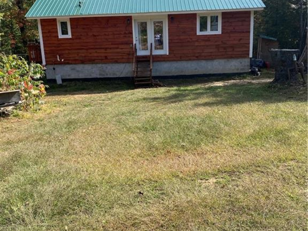 1070 VANKOUGHNET ROAD Road, 