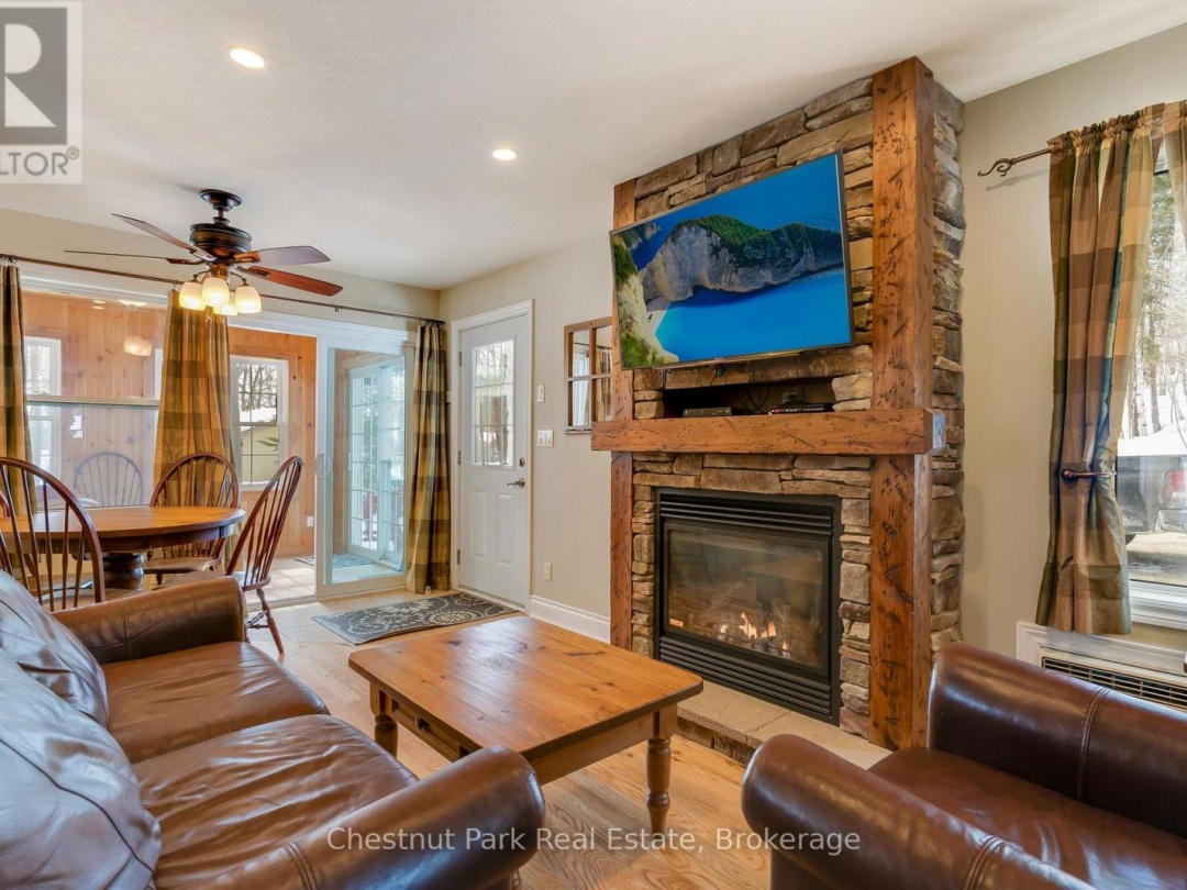 105-10 - 1052 RAT BAY ROAD, Lake of Bays