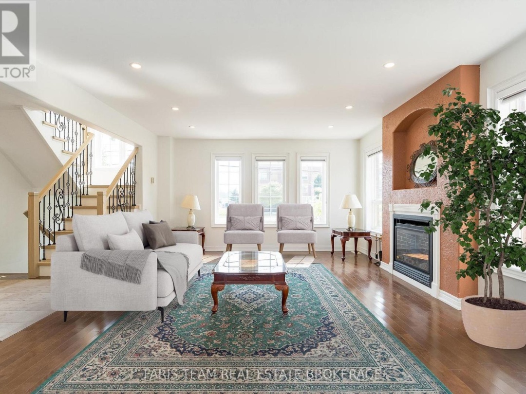 2 VANESSA DRIVE, 
