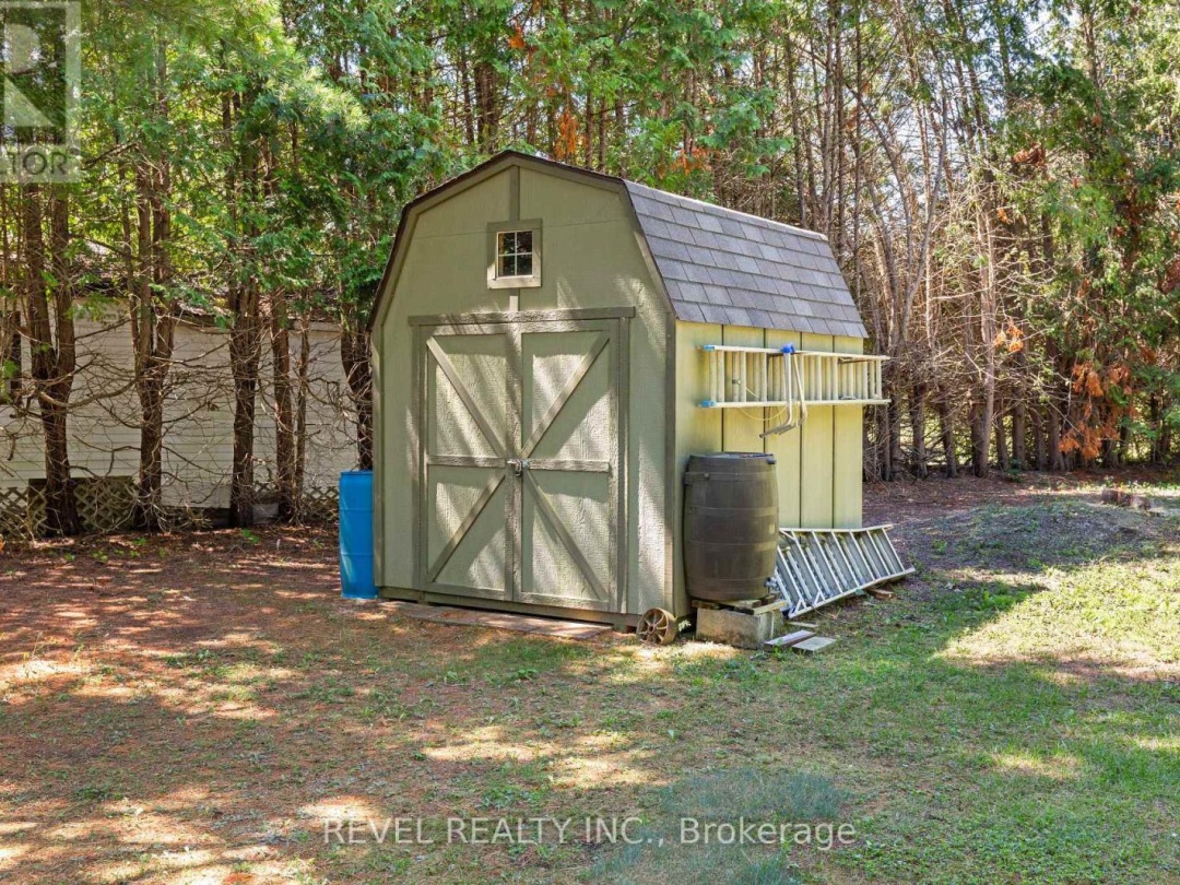 643 BALSAM LAKE DRIVE, 