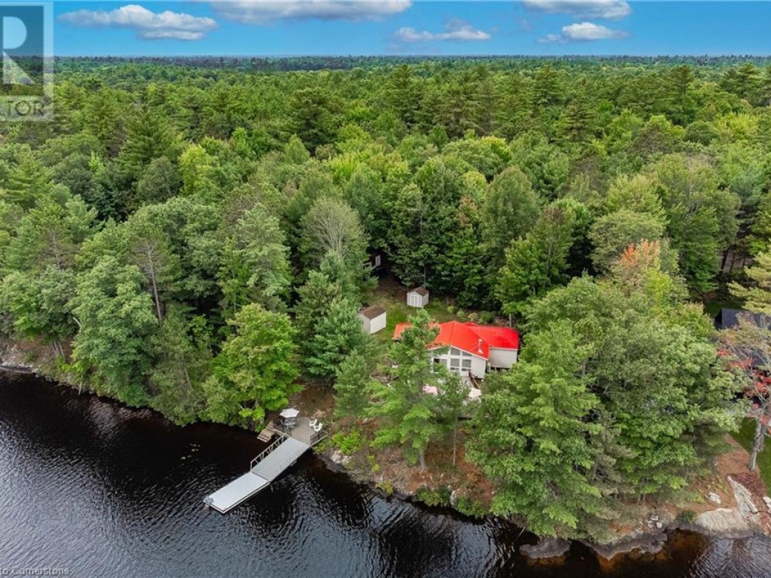 1076 Thanksgiving Rock Way, Kahshe Lake