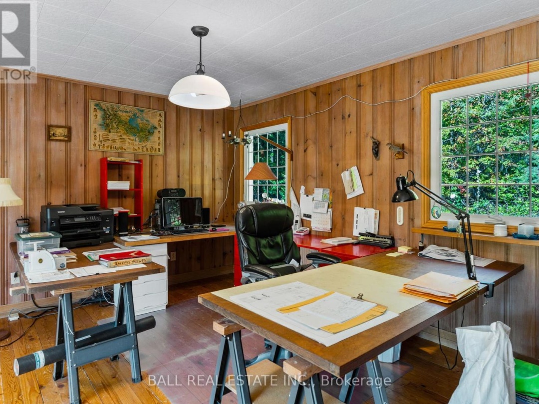 849 COUNTY RD 49, 