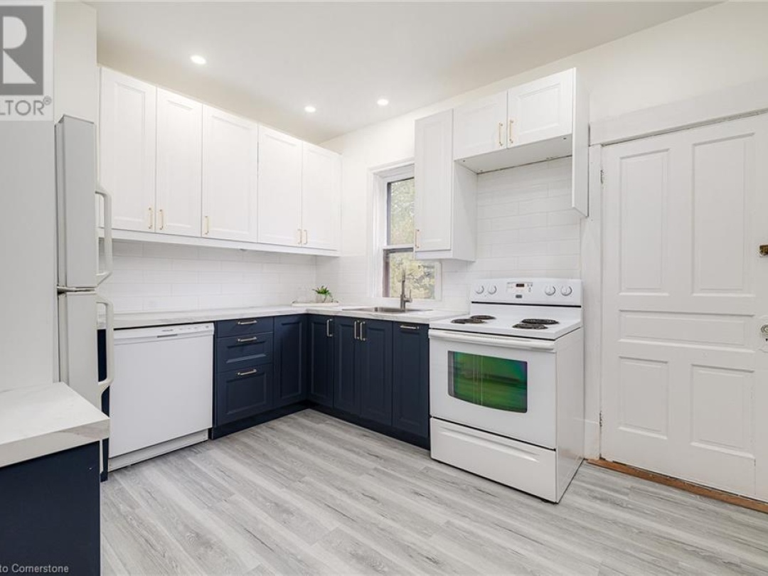 11 FARRER Street, 