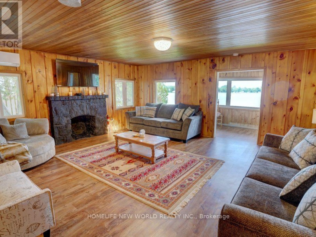 21 Potts Shore Road, Cameron Lake