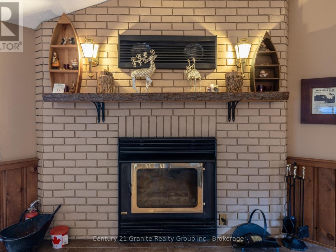 1317 Sullivan Drive, Haliburton Lake