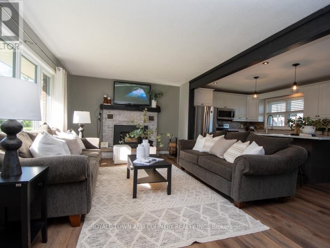 187 SKYLINE ROAD, 