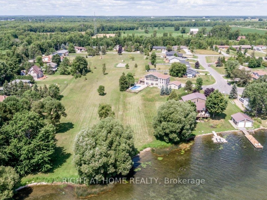 3786 Tuppy Drive, Simcoe Lake