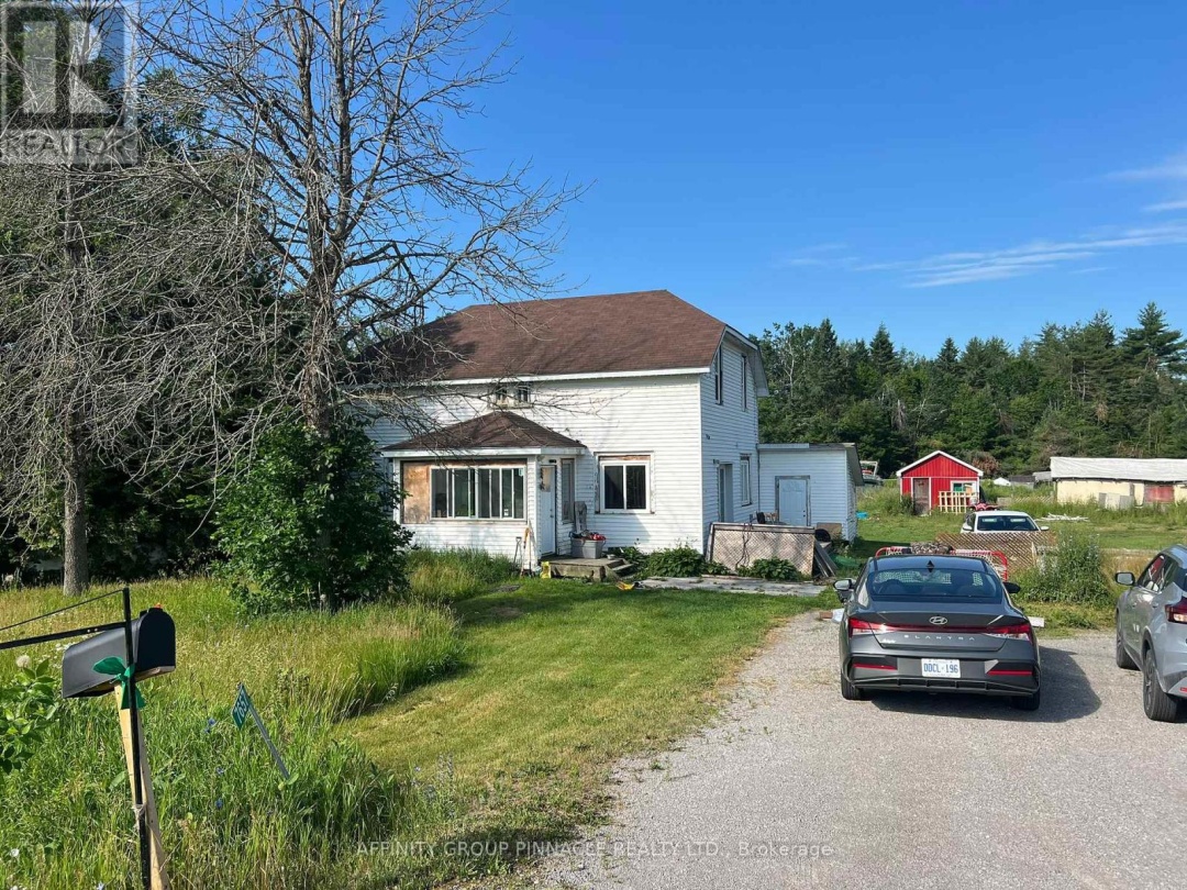7657 HWY 35, 