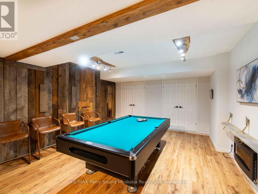 1075 SAWMILL LANE, 