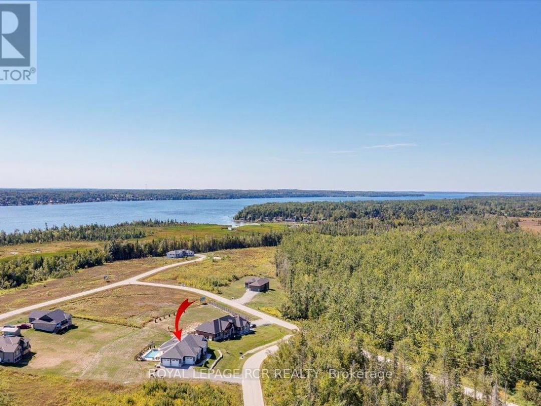3 NIPIGON STREET, 