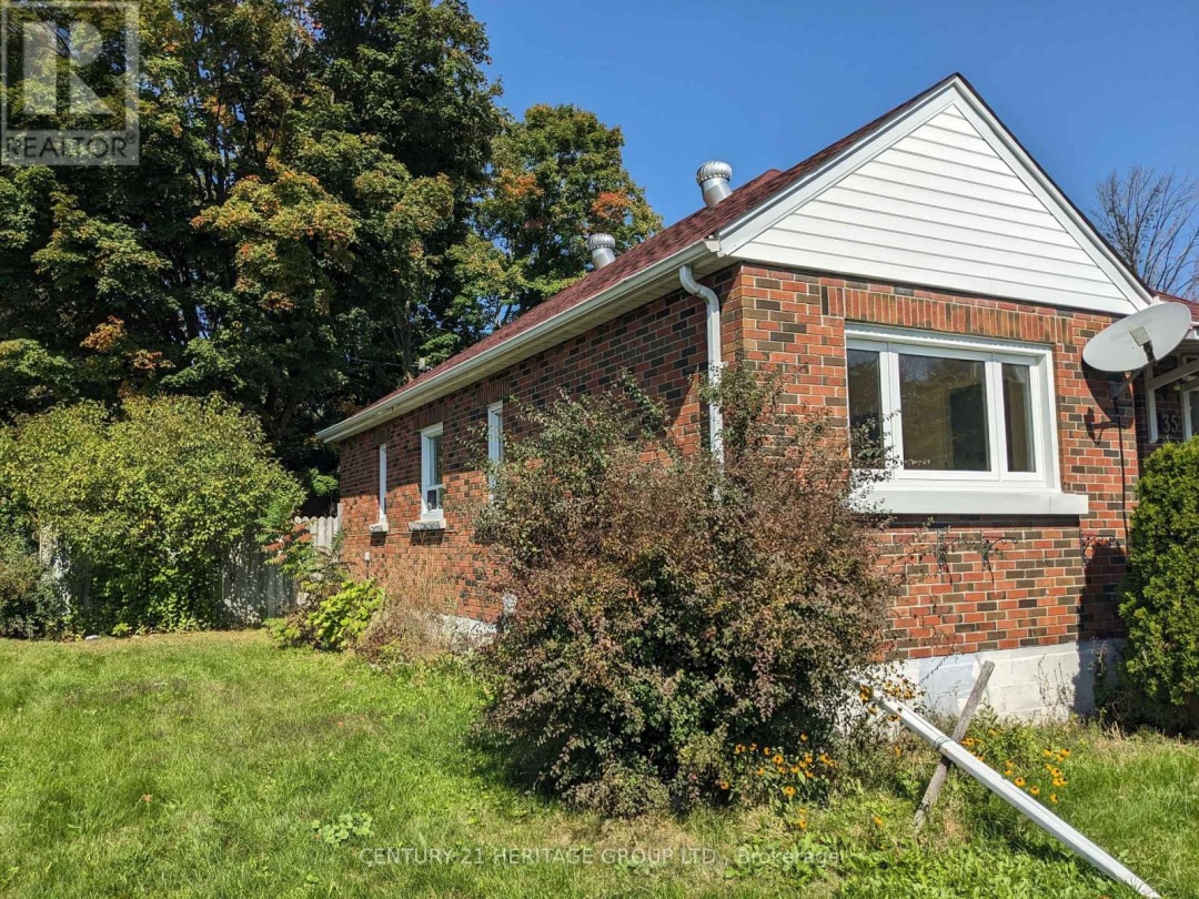 35 ARGYLE AVENUE, 