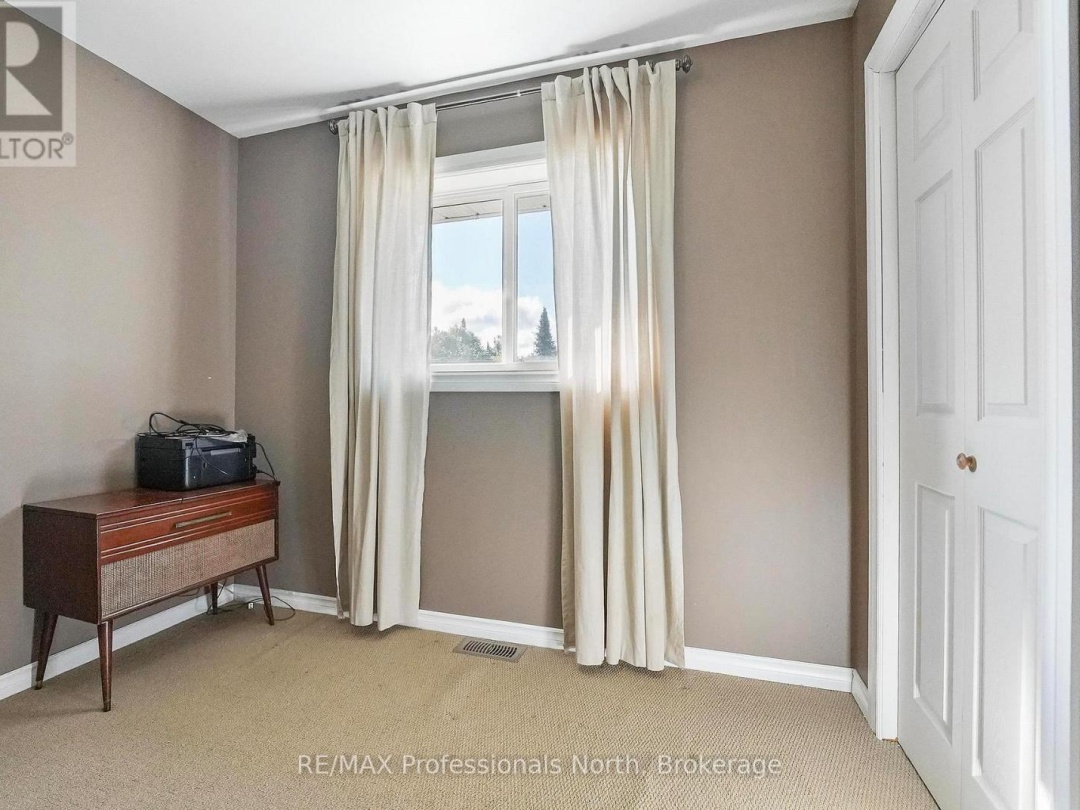4072 GELERT ROAD, 