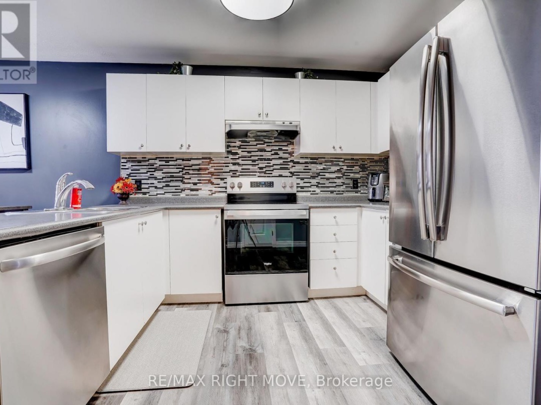 32 JULIA CRESCENT, 