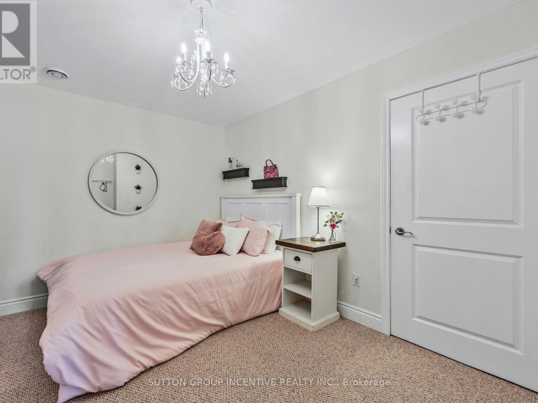 29 - 5 INVERMARA COURT, 