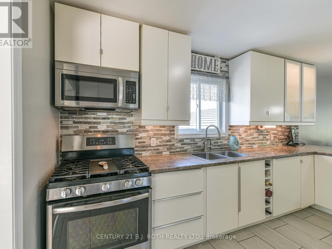 7576 CRONK SIDE ROAD, 