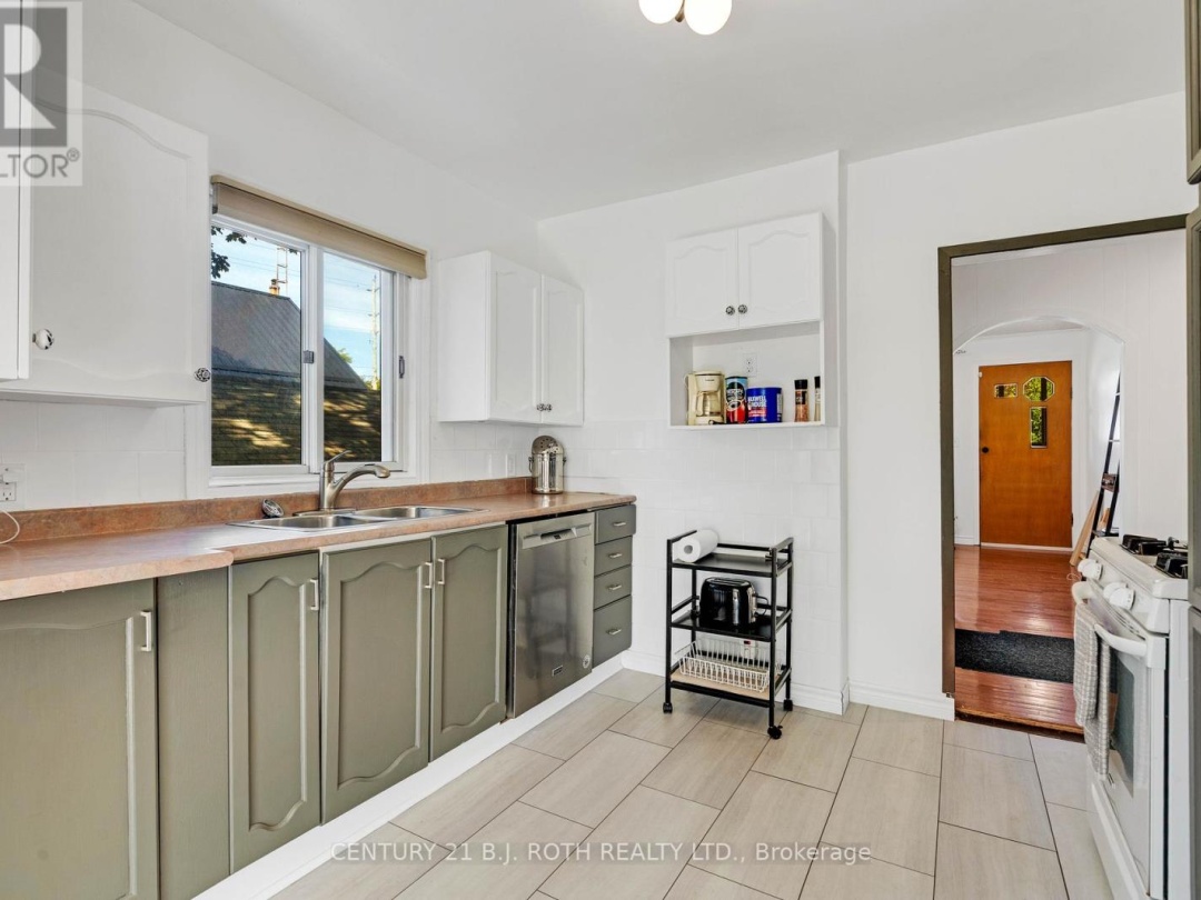 341 NOTTAWASAGA STREET, 