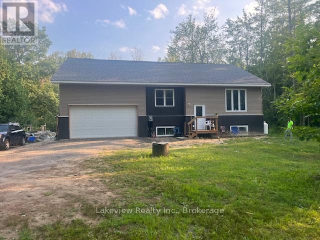 1078 SOUTH KAHSHE LAKE ROAD E, 