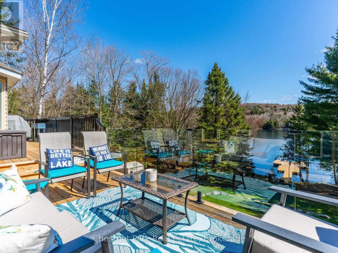 1581 Breckles Drive, Little Redstone Lake