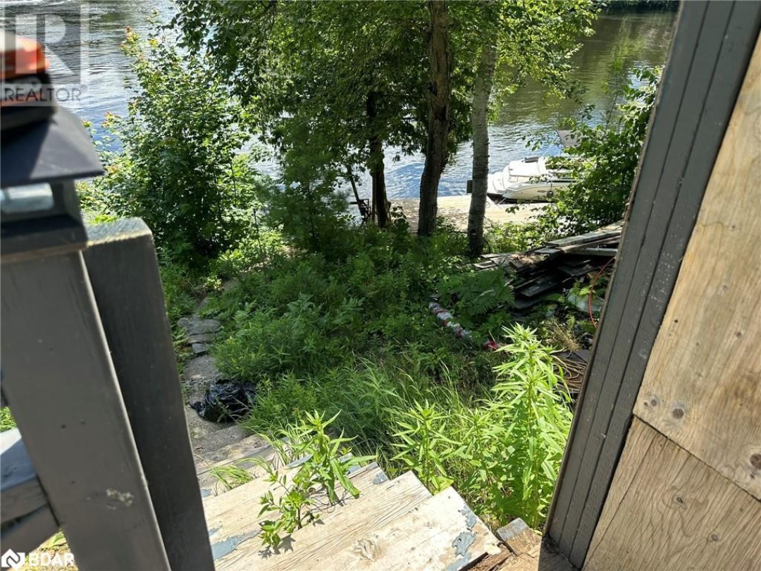 3950 Severn River Shore, Severn Lake
