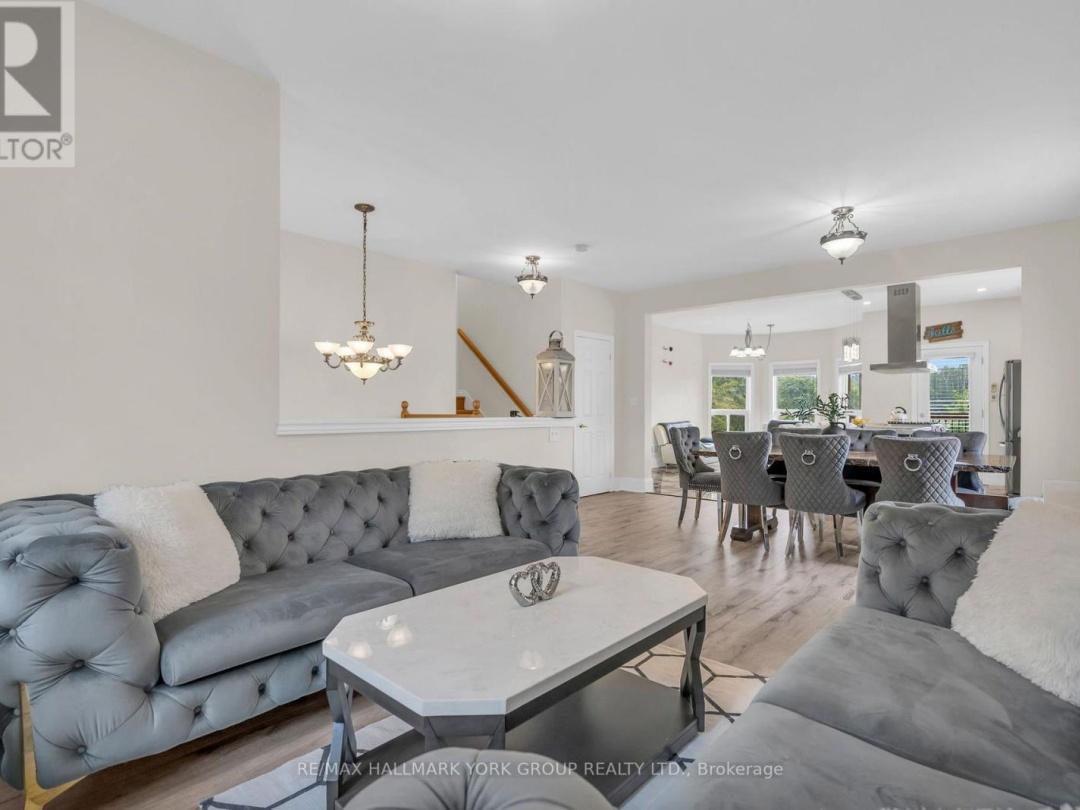 36 BALL AVENUE E, 