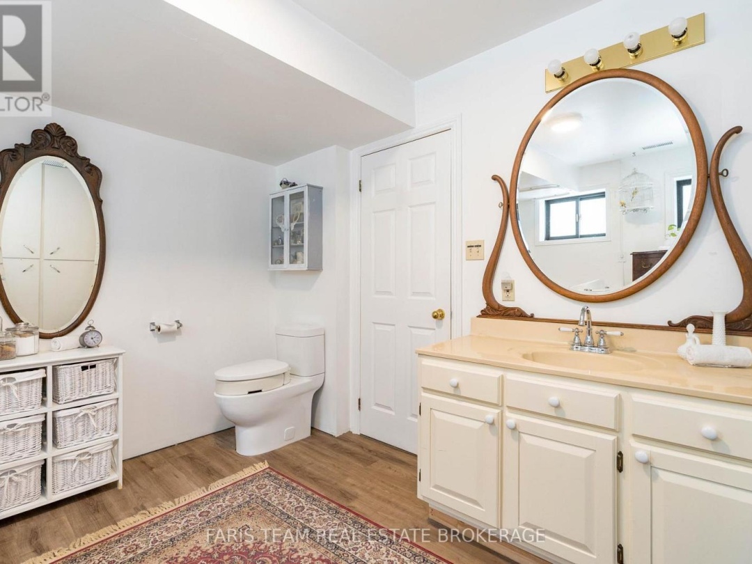 238 ROBINS POINT ROAD, 
