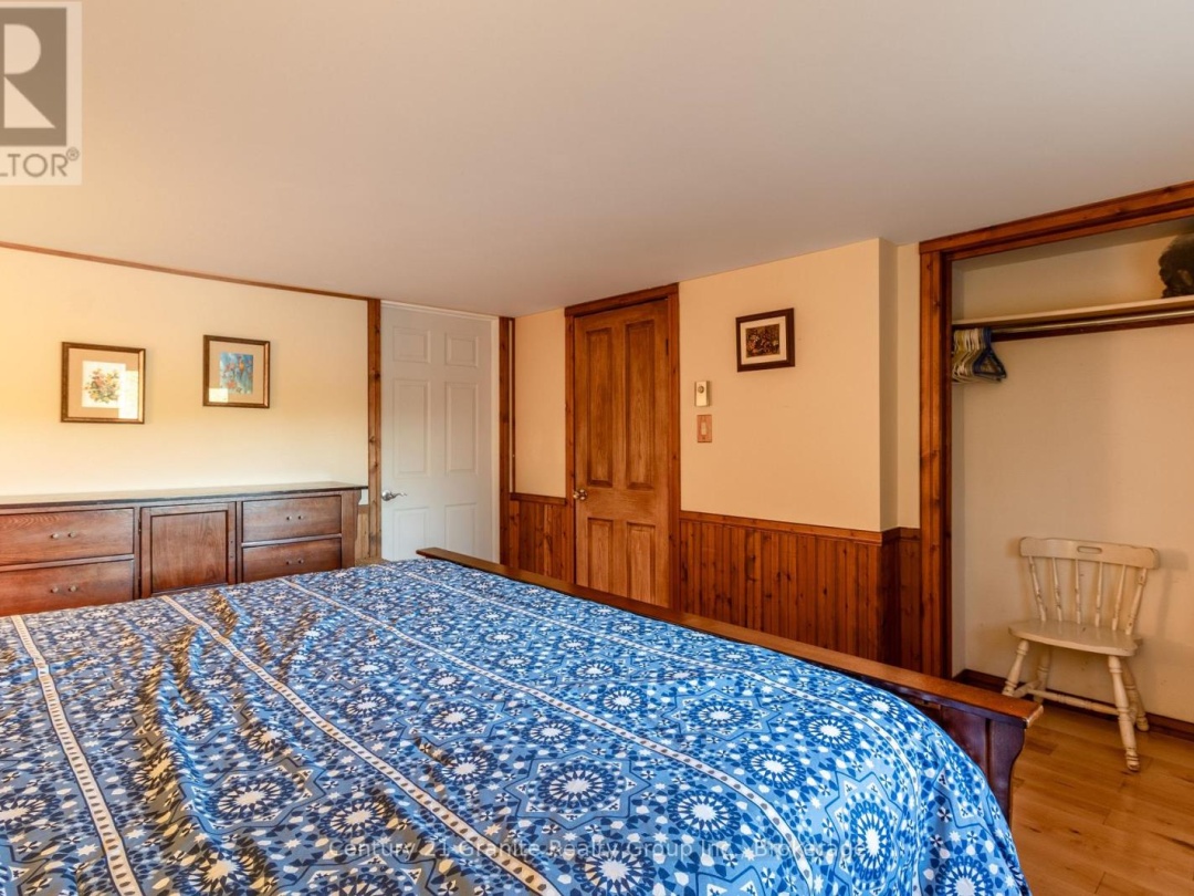 1317 Sullivan Drive, Haliburton Lake