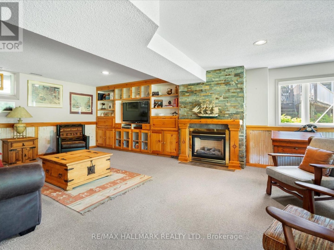 6 EVANS DRIVE, 