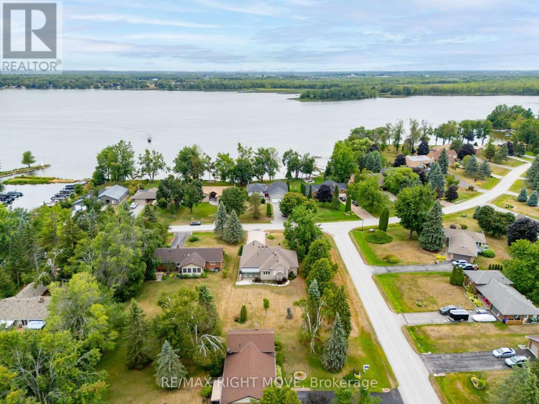 3 THICKETWOOD PLACE E, 