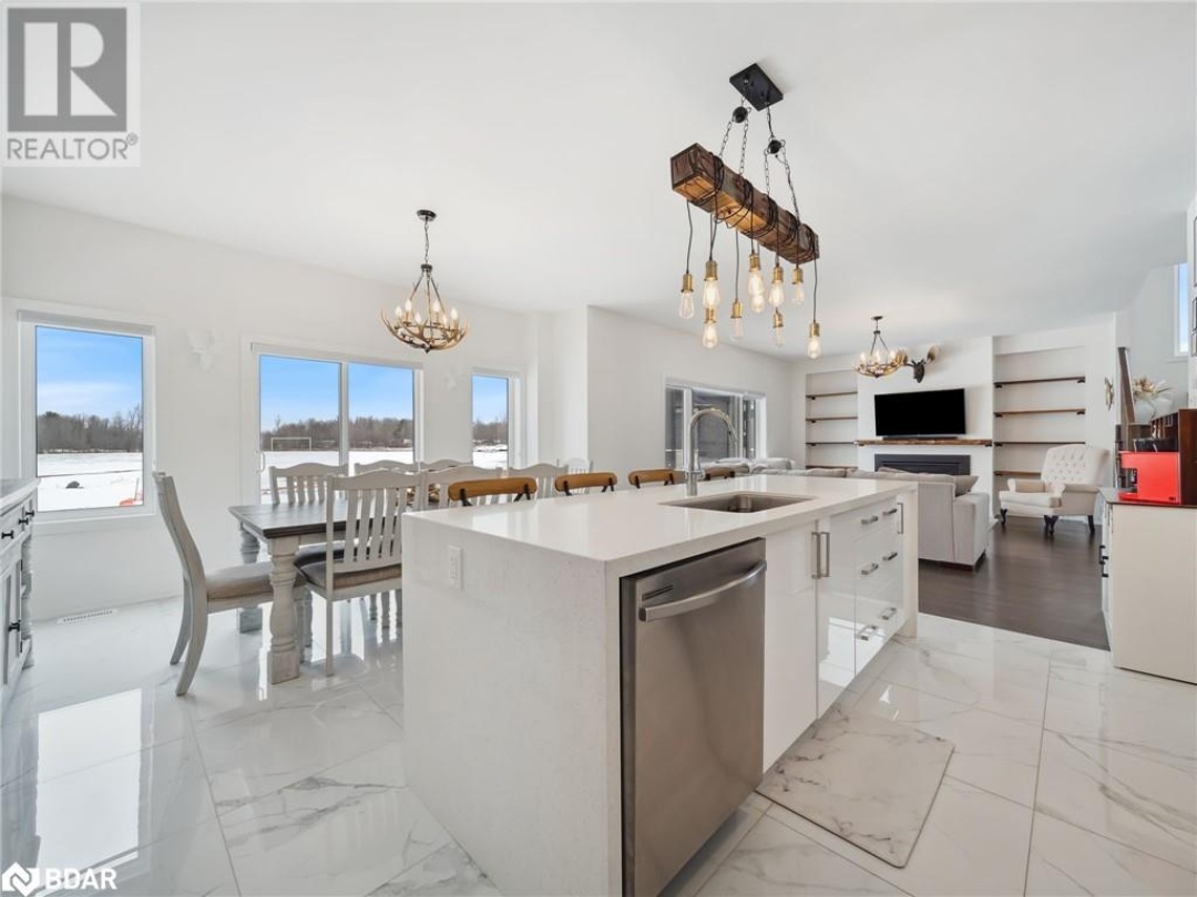 3727 Quayside Drive, Severn