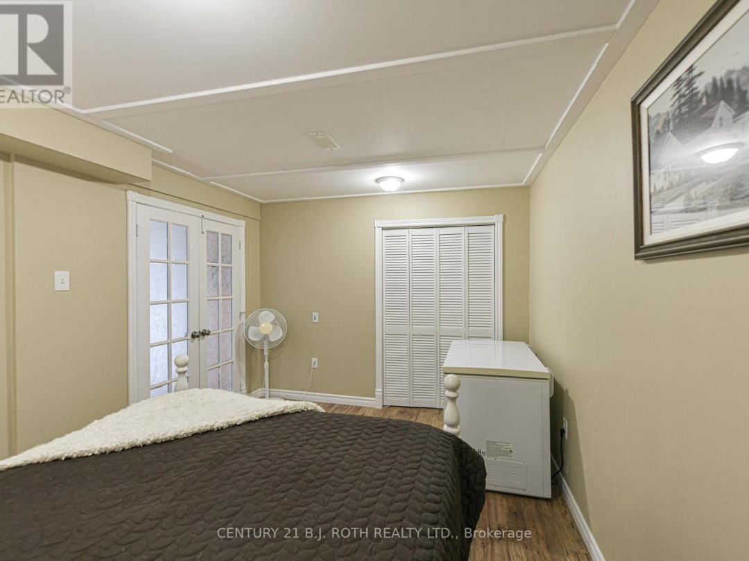 7576 CRONK SIDE ROAD, 