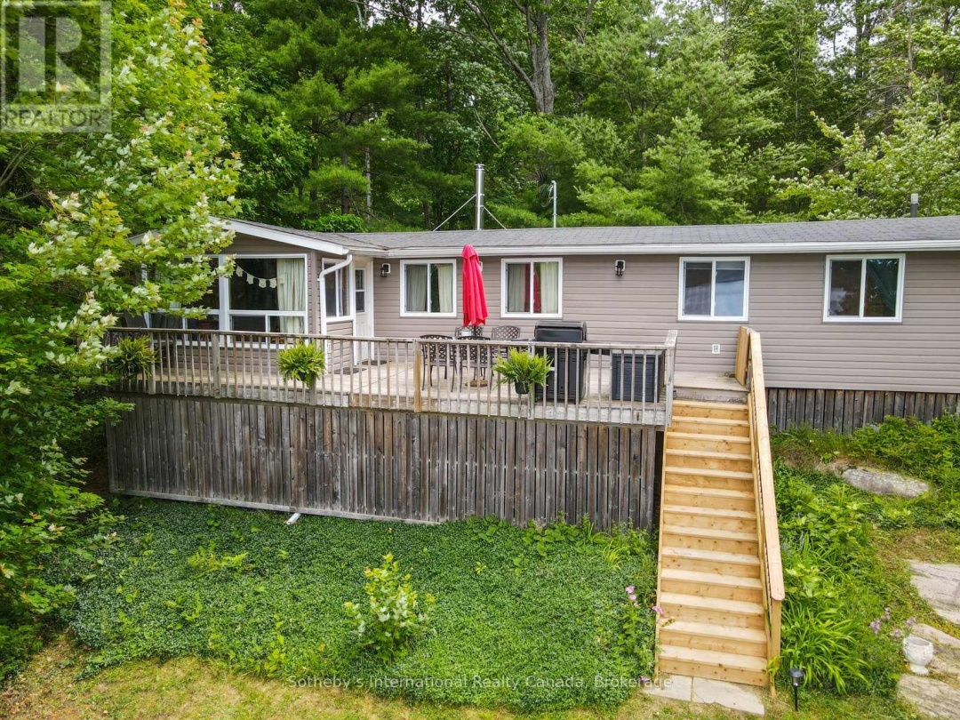 1040 KAHSHE LAKE, 