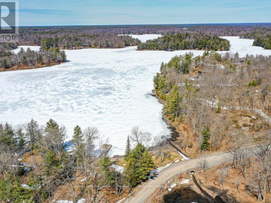 236 PRATTS ROAD, Six Mile Lake