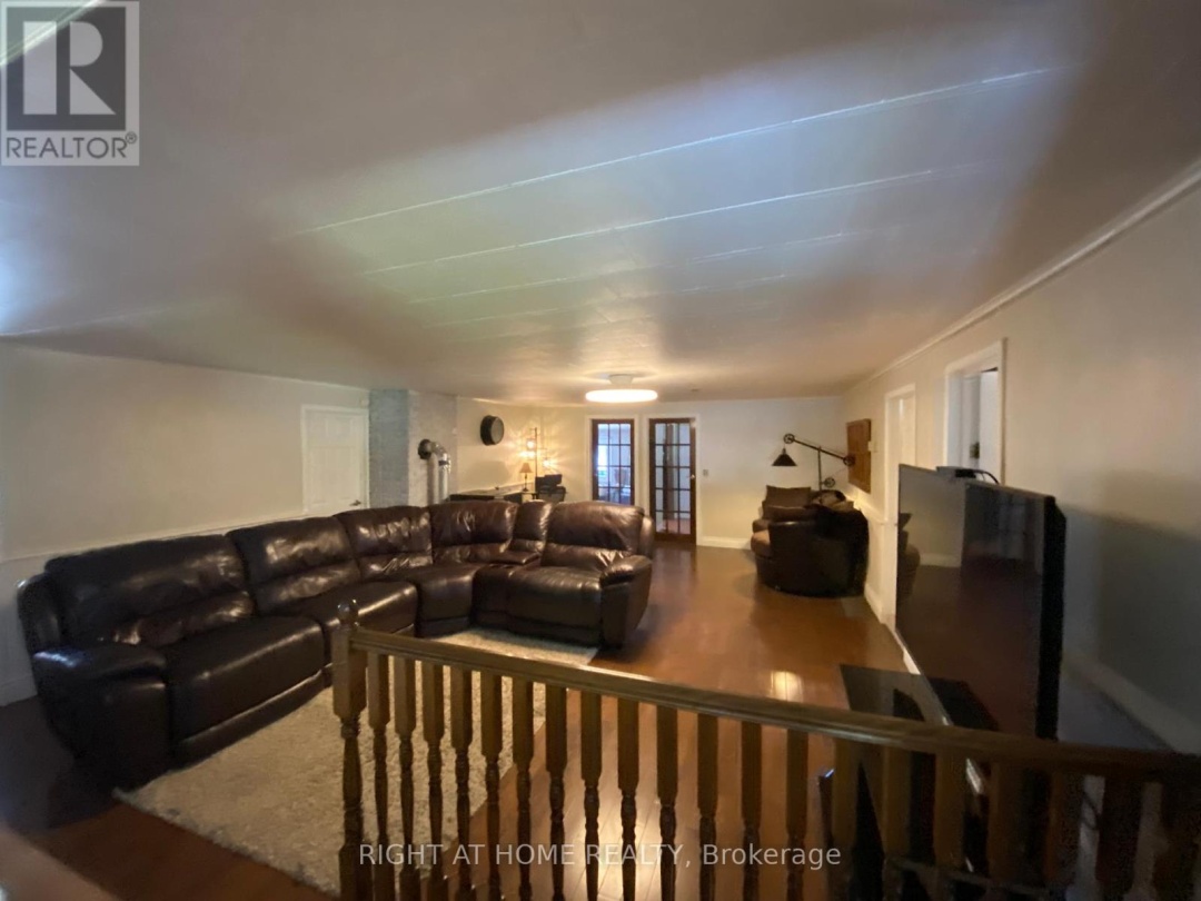 1725 EARL HAID AVENUE, 