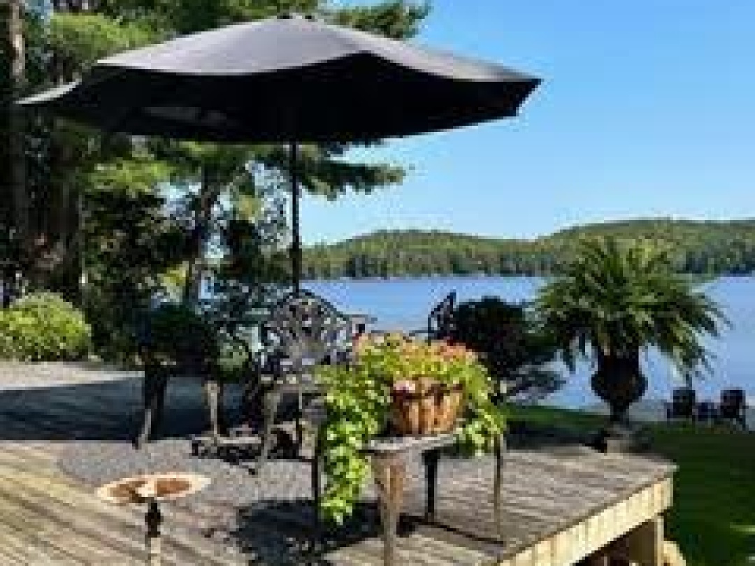 1528 DIGNAN ROAD, 