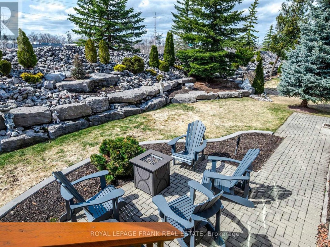 42 HUNTINGWOOD CRESCENT, 